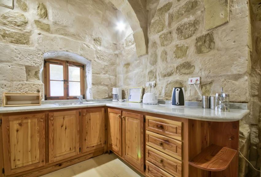 Farmhouse Razzett Cora Victoria Exteriér fotografie