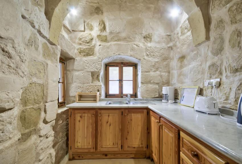 Farmhouse Razzett Cora Victoria Exteriér fotografie
